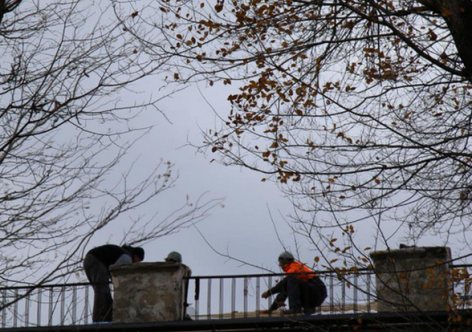 В Крыму 19-летний парень сорвался с крыши и впал в кому [фото]