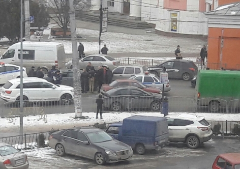 В Симферополе задержаны кавказцы с автоматами [фото]