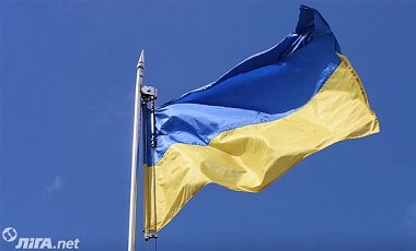 Две трети украинцев считают себя патриотами - опрос